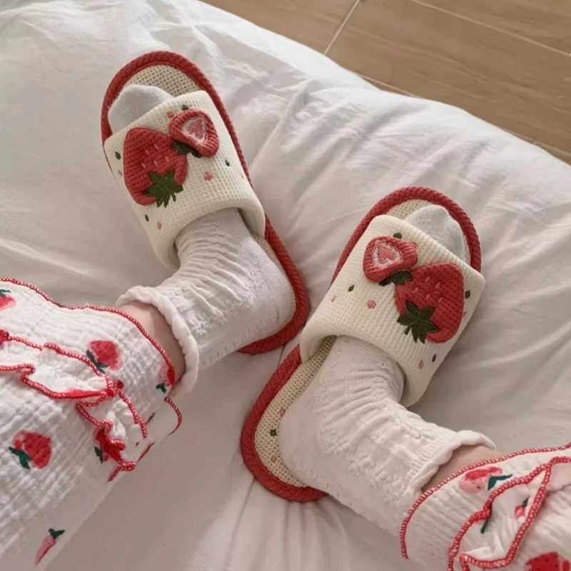 Тапки женские домашние Нескользящие хлопково-льняные шлепанцы с вышивкой