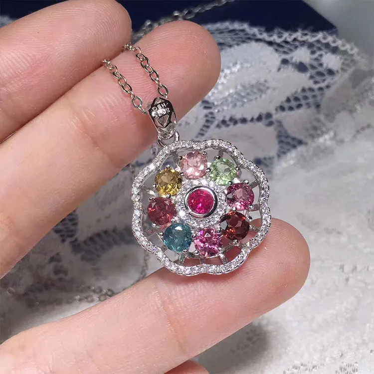 

Colorful Natural Crystal Spinning Inlaid Necklace Women's Luxury Jewelry