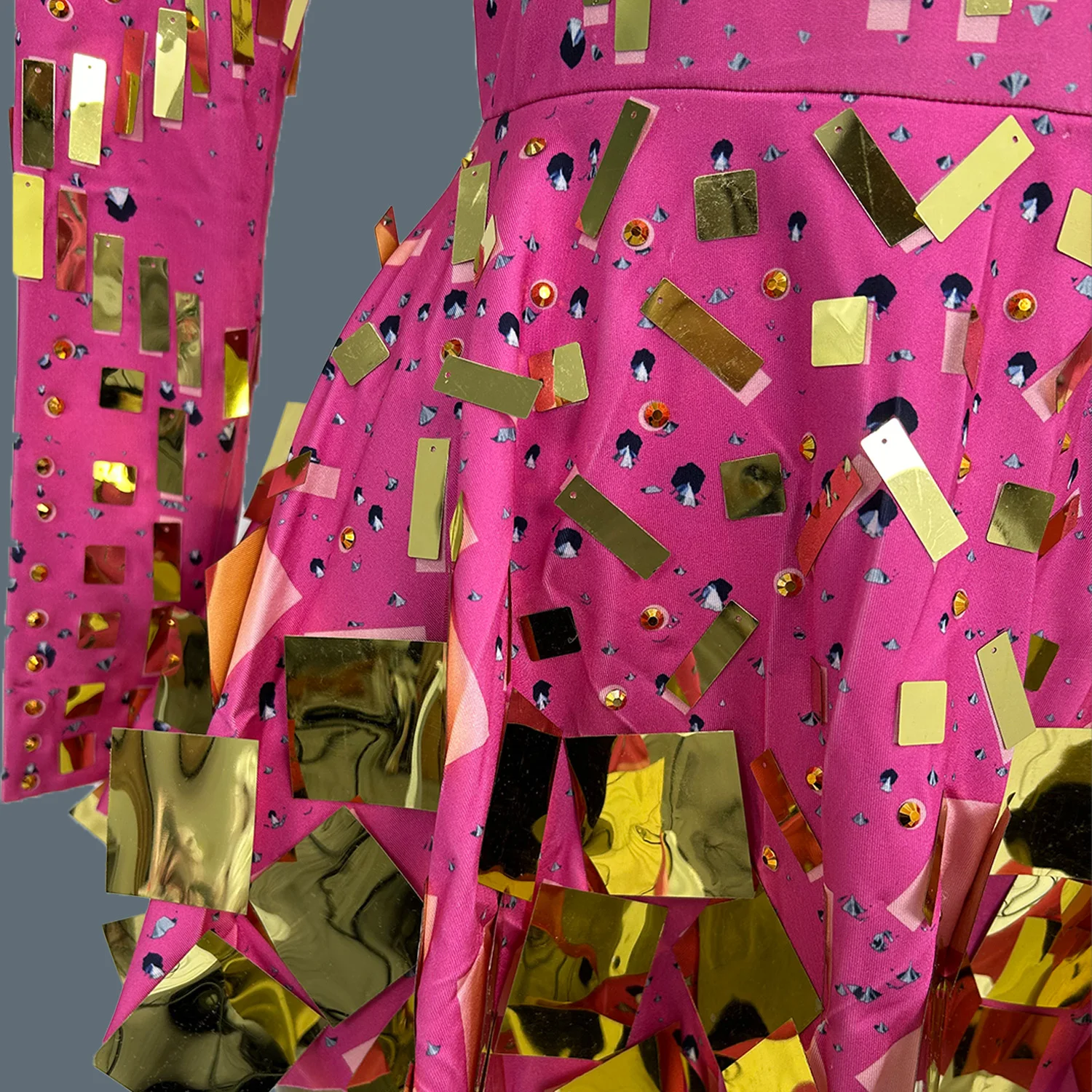 Блестящие кристаллы зеркала плиссированное платье с длинными рукавами женское