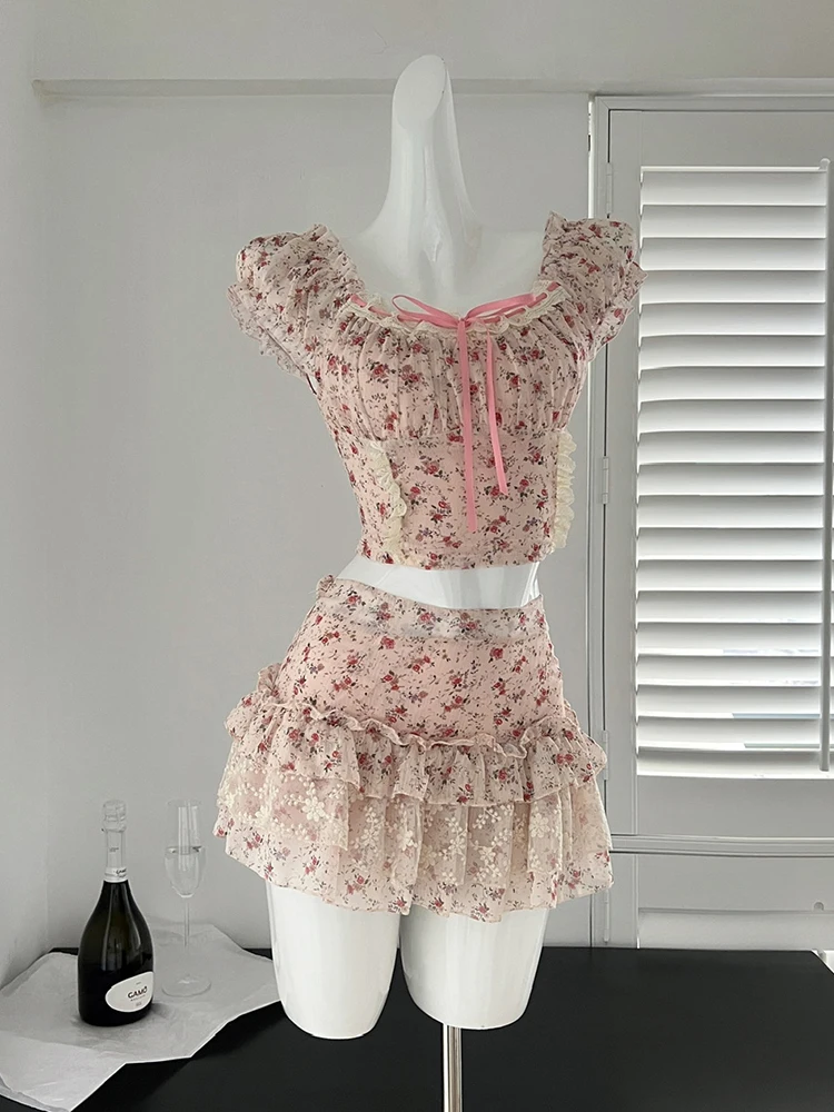 Женский пляжный комплект из 2 предметов с юбкой и коротким рукавом