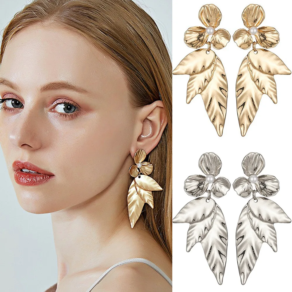 

New simple style long earrings, leaf earrings