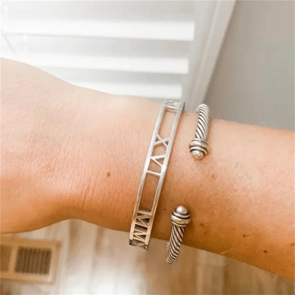 

Custom Number Bangle Personalized Roman Numeral Bangle Gold Silver Plated Bracelet for Women Jewelry Birthday Gift for Her