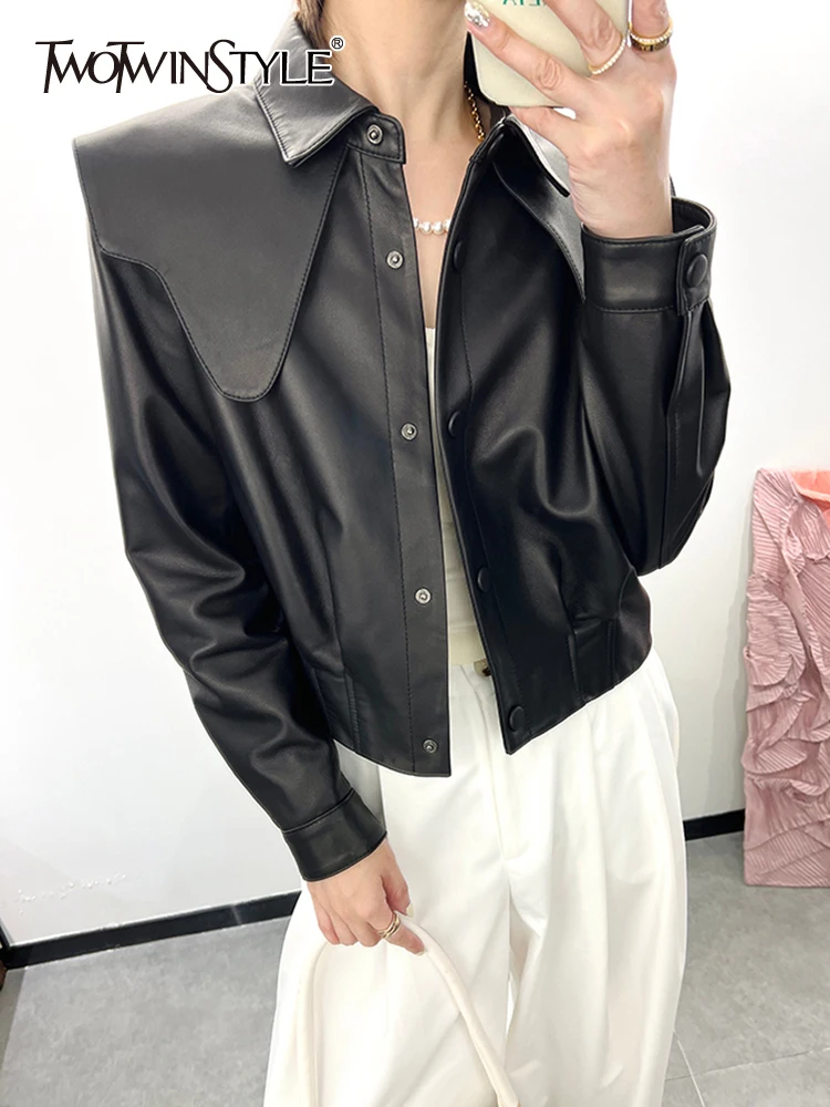 

Женский однобортный пиджак TWOTWINSTYLE, черный пиджак из искусственной кожи с отложным воротником и длинным рукавом, однотонный жакет в минимал...