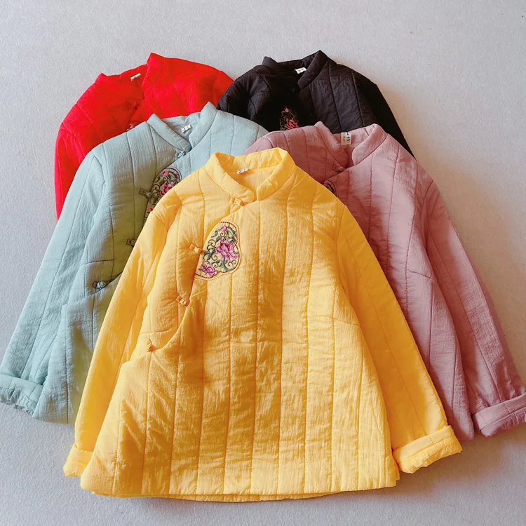 

2022 New Chinese Style Retro Slanted Lapel Buckle Women's Winter Chinese Style Thickened Quilted Short Padded Coat