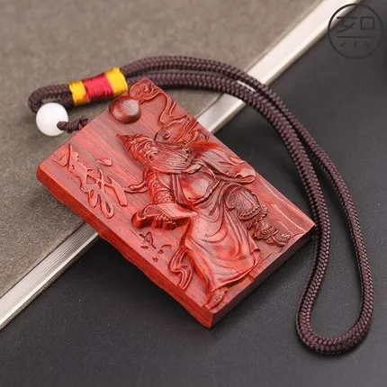 Exquisite small leaf rosewood Guan Gong pendant