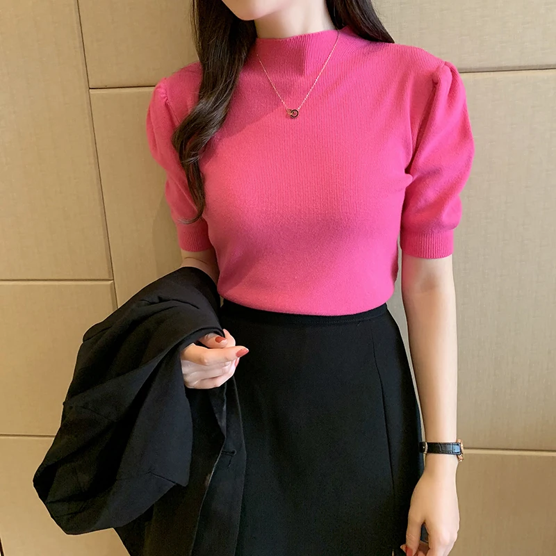 Женский трикотажный свитер с коротким рукавом белый цвет модель G03 2023