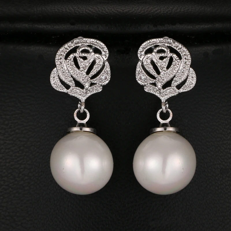 

2020 New Korean Flower Crystal Drop Earrings for Women Elegant Simulated Pearl India Jewelry Party Gift