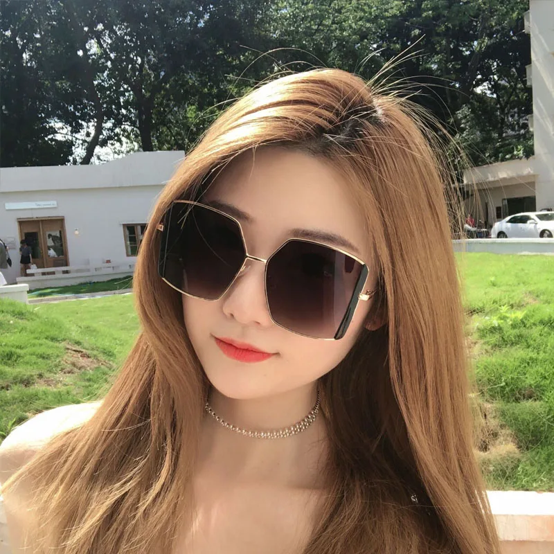 

Square Sunglasses Woman Black Oversized Sun Glasses Female Retro Vintage Big Frame Gradient Mirror Femme