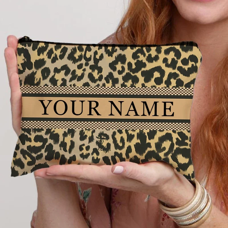 

Холщовая косметичка с именем