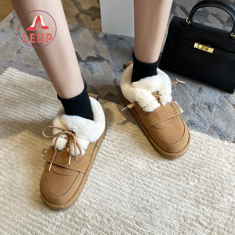 

2022 Winter Comfort and Warmth Cotton Shoes Thick-soled Outdoor Sports Shoes Snow Boots Women's Lightweight Non-slip Snow Boots