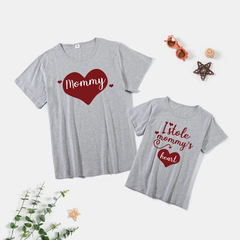 

Valentine's Day pink olive green cartoon red love mother's dress mother's and girl's shirt YIZK