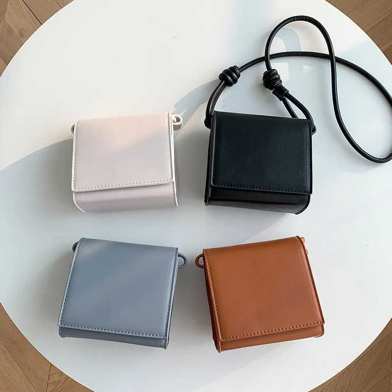 

2023 New Korean Mini Phone Bag Versatile Casual Flip Shoulder Bag Female Small Square Bags for Women