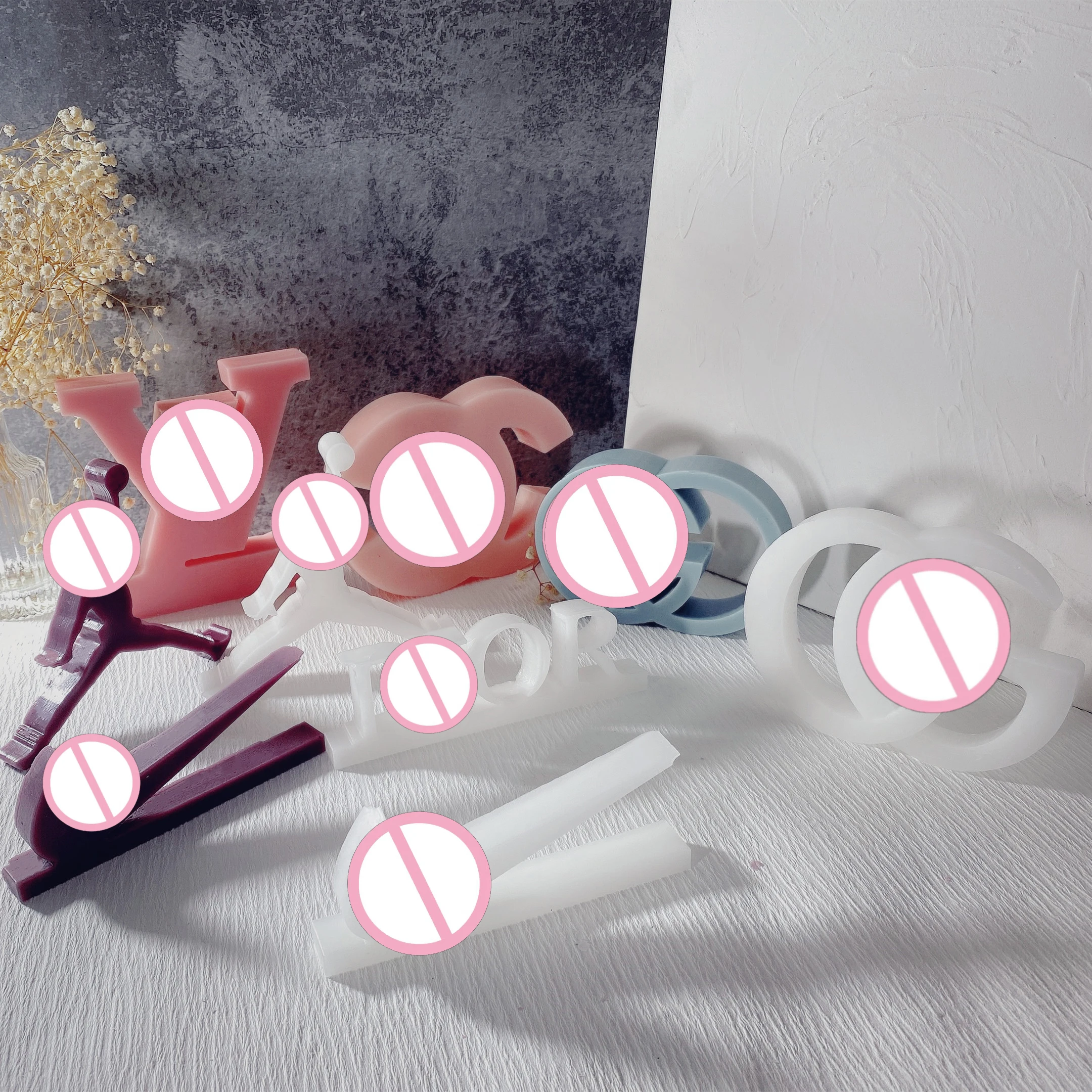 

Luxury Brand Logo Candle Mold Fashion Designer Symbol Silicone Mould Gypsum Candle Making Supplies Soy Wax Mold Handicrafts Gift