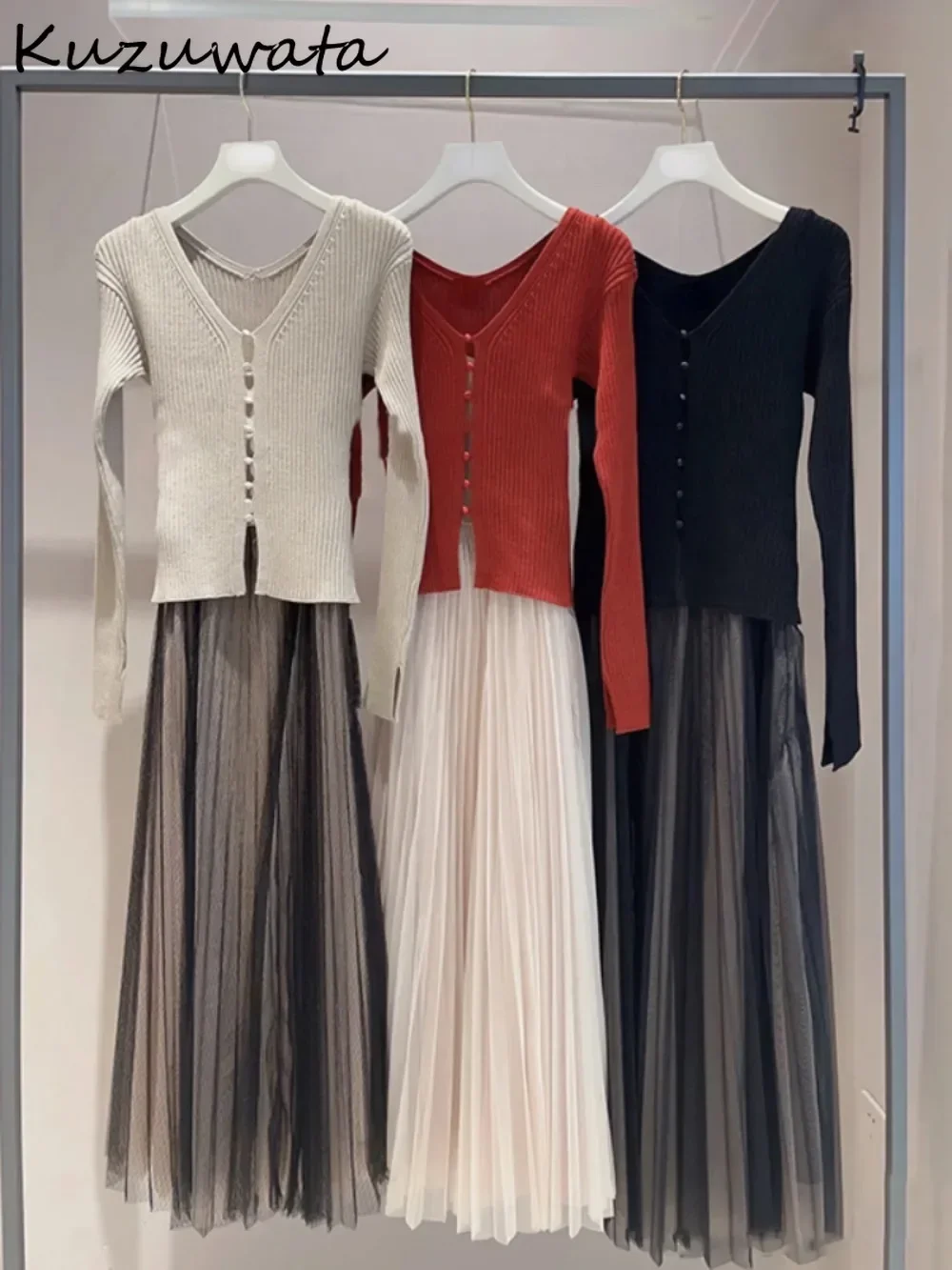 Элегантные трикотажные однобортные костюмы Kuzuwata с V-образным вырезом и длинным