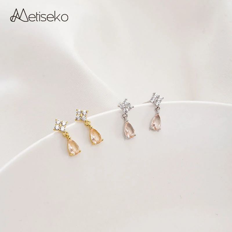 

Metiseko 925 Silver Earrings for Women Water Drop Shaped Cubic Zirconia Gold Plated Stud Earrings Simple for Party Daily Wear