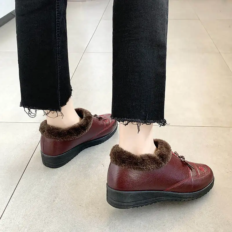 

Brand Sneakers 2021 Wholesale Woman Sport Designer Luxury 2021 Running Shoes Ladies Large Number Sports Sneakers Snicker Tennis