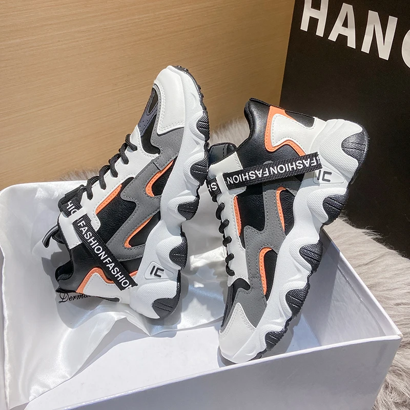 

Women Outdoor Sport Shoes Breathable Lightweight Sneakers Air Mesh Upper Anti-slip Natural Rubber Outsole