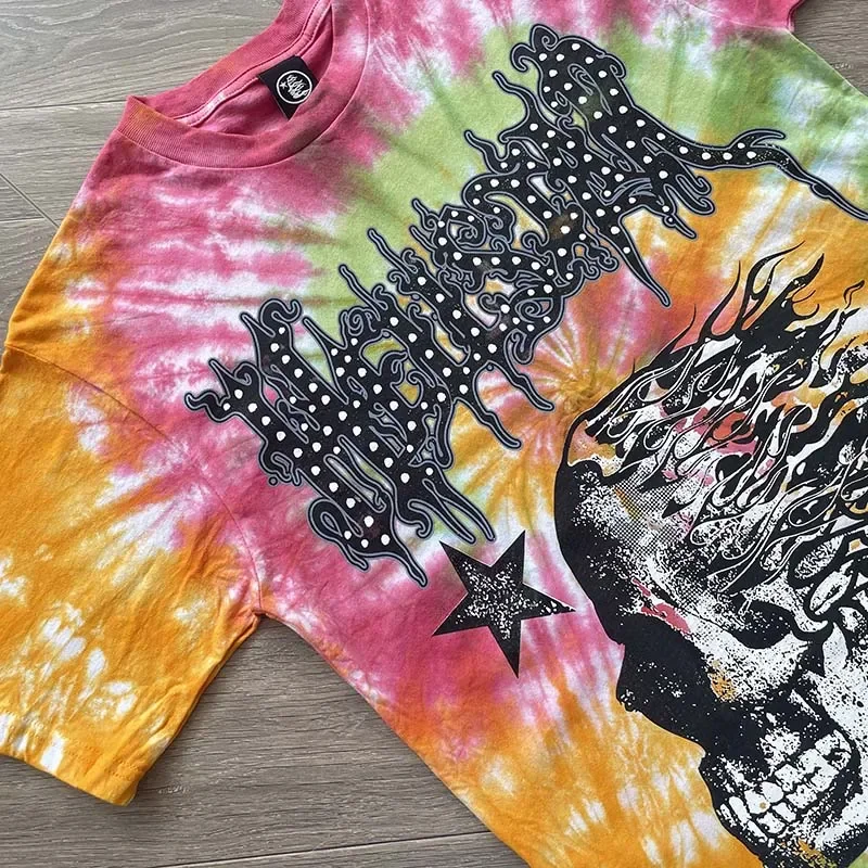 

23SS Hellstar High Quality Colorful Tie Dyed Flame Skull Print Short SleeveT-shirt Hip Hop Tops Men Women Clothes T Shirt