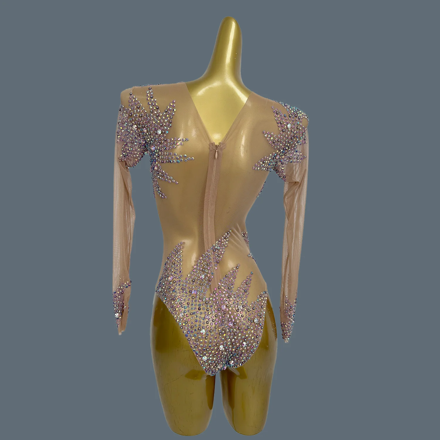 Боди с блестящими фиолетовыми кристаллами и бриллиантами роскошный сексуальный