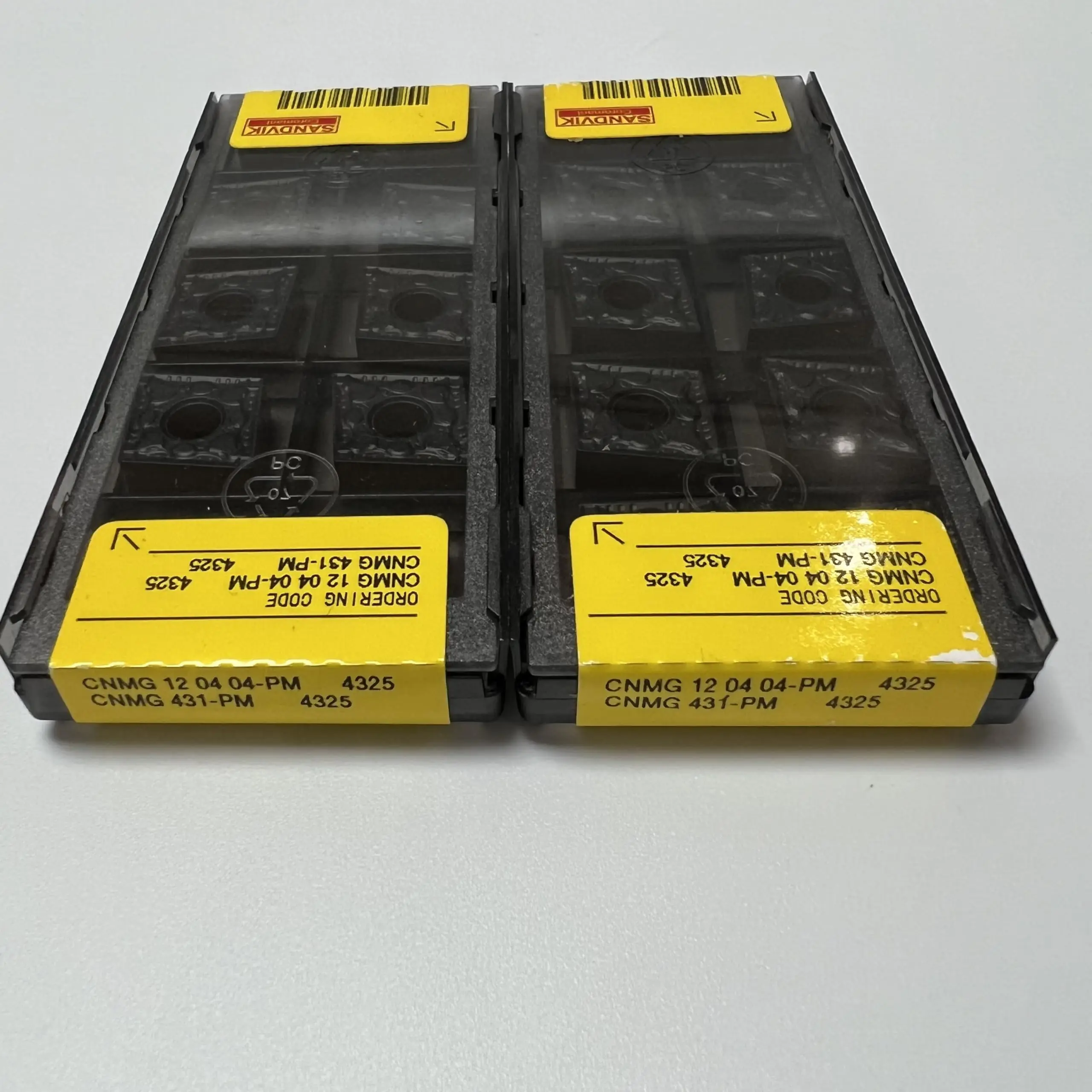 Оригинальное лезвие CNMG 120404 -PM 4325 / 120408 Ostrze z węglików spiekanych CNC 10 sztuk