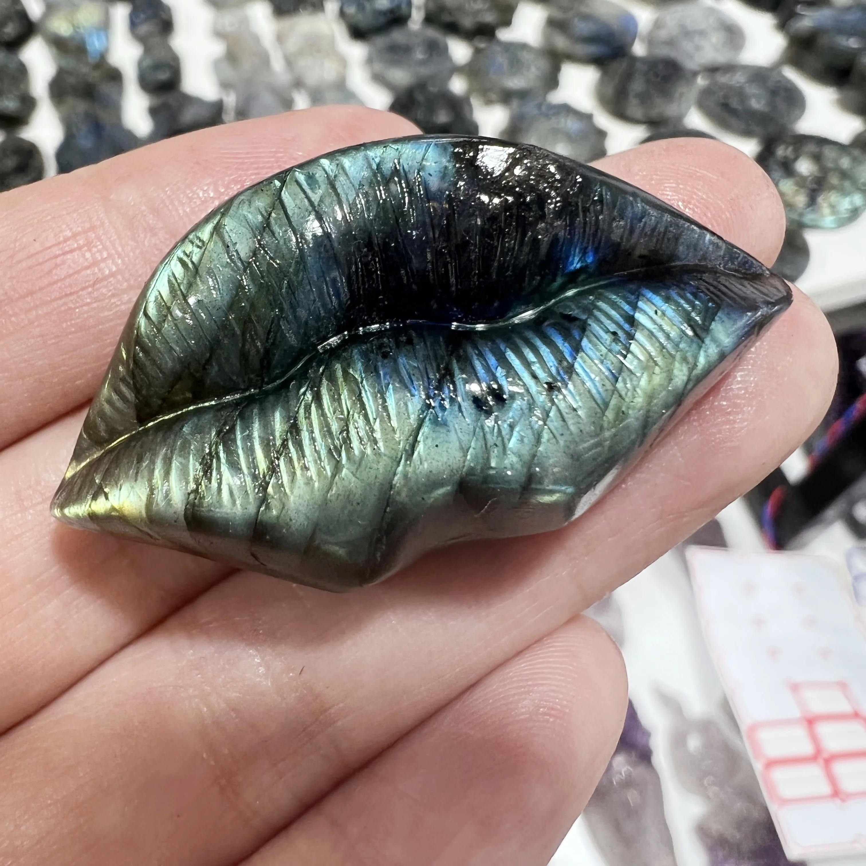 

Crystal Lip Natural Purple Labradorite Gemstone Mouth Bazoo Healing Reiki Gift