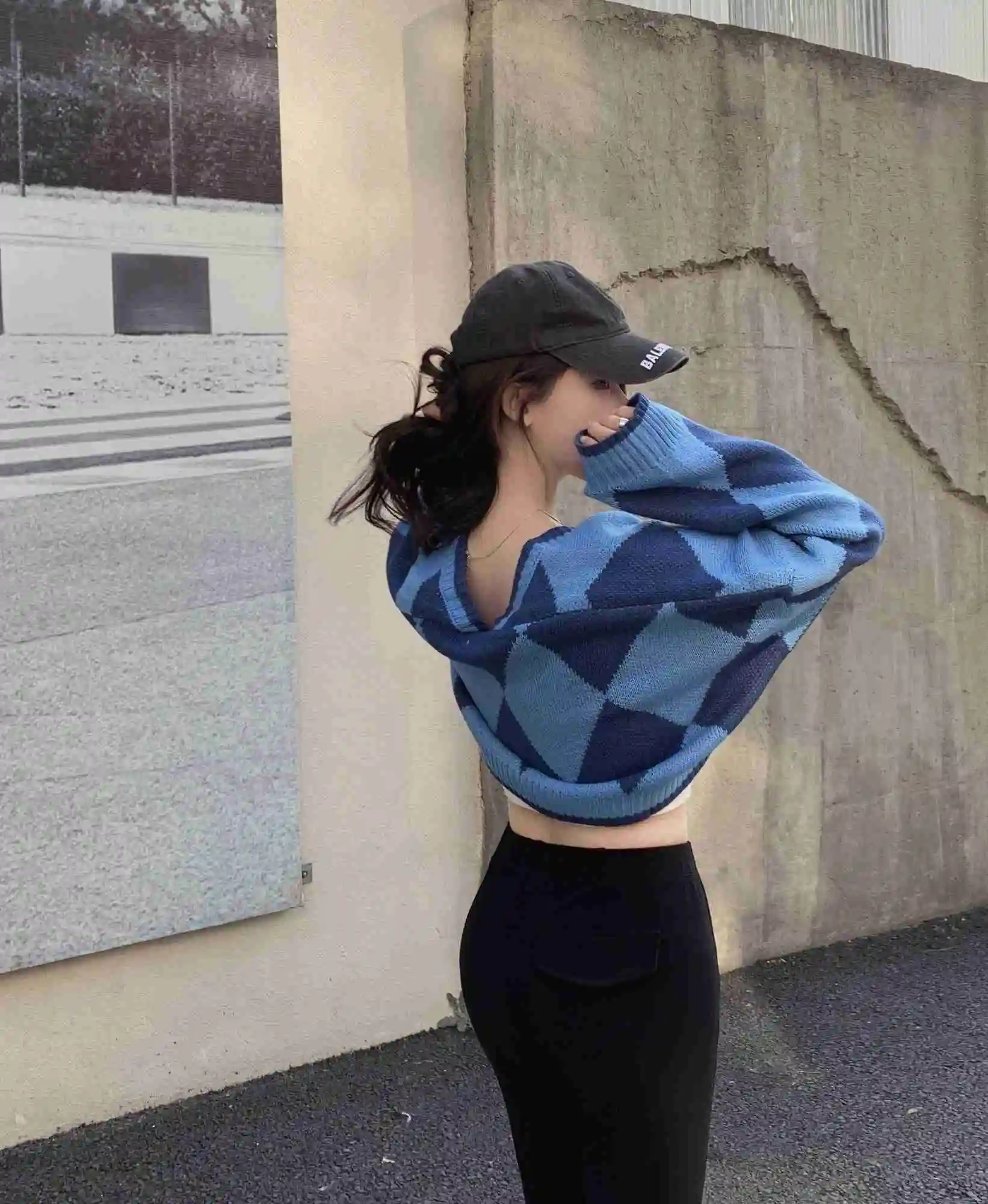 Chessboard rhombic knitted sweater shawl cardigan coat women's autumn and winter high sense short top Rachel |