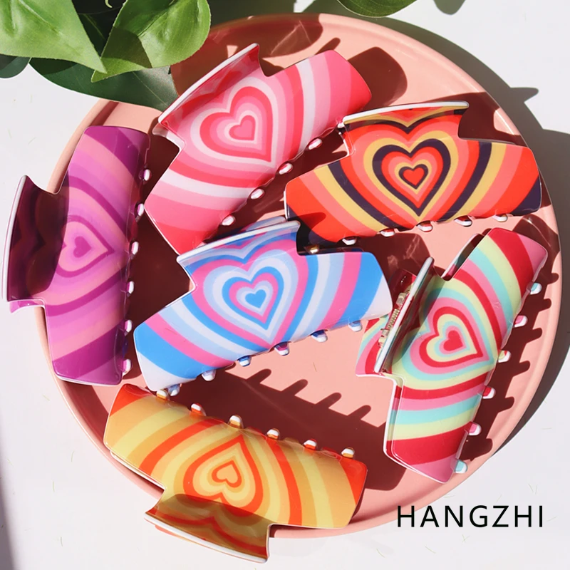Swirl Love Acrylic Shark Hair Clip For Women Girls Personality Hair Crab