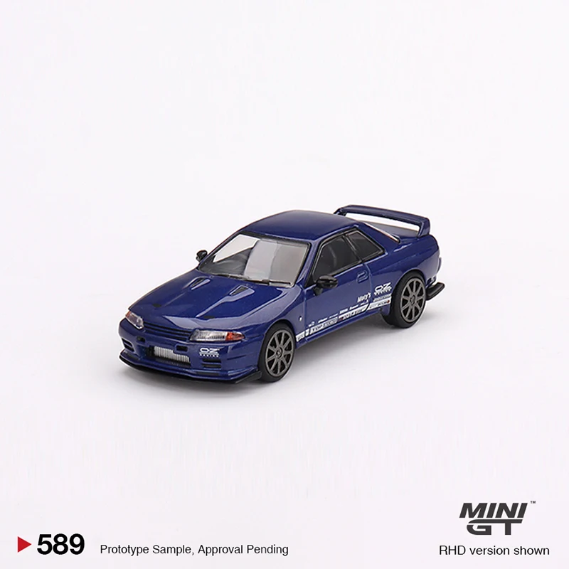 Модель автомобиля MINIGT 1:64 Skyline GT-R VR32 литая под давлением сплава # 589 RHD Синий
