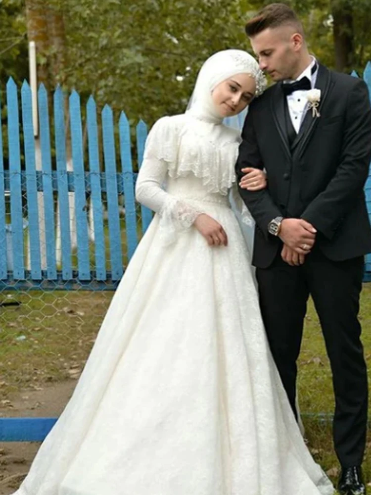 

Wedding Dresses for Women Muslim High Neck Long Sleeves Floor-Length Court Train A-Line Lace Tulle Formal Bride Gown Classic