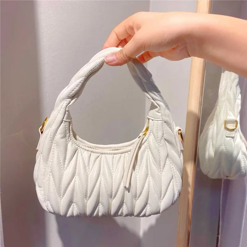 

Solid Color Women's Fashion Pleated One Shoulder Oblique Span Handbag Famous Luxury Designer Dumpling Bag