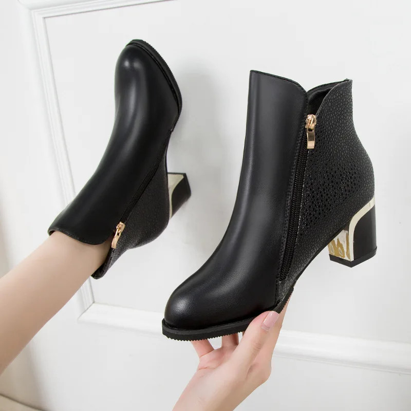 

Women's Fashion Side Zipper Ankle Boots Autumn/ Winter Boots Pointed High Quality Solid Ladies Shoes PU High Heels Boots 2022