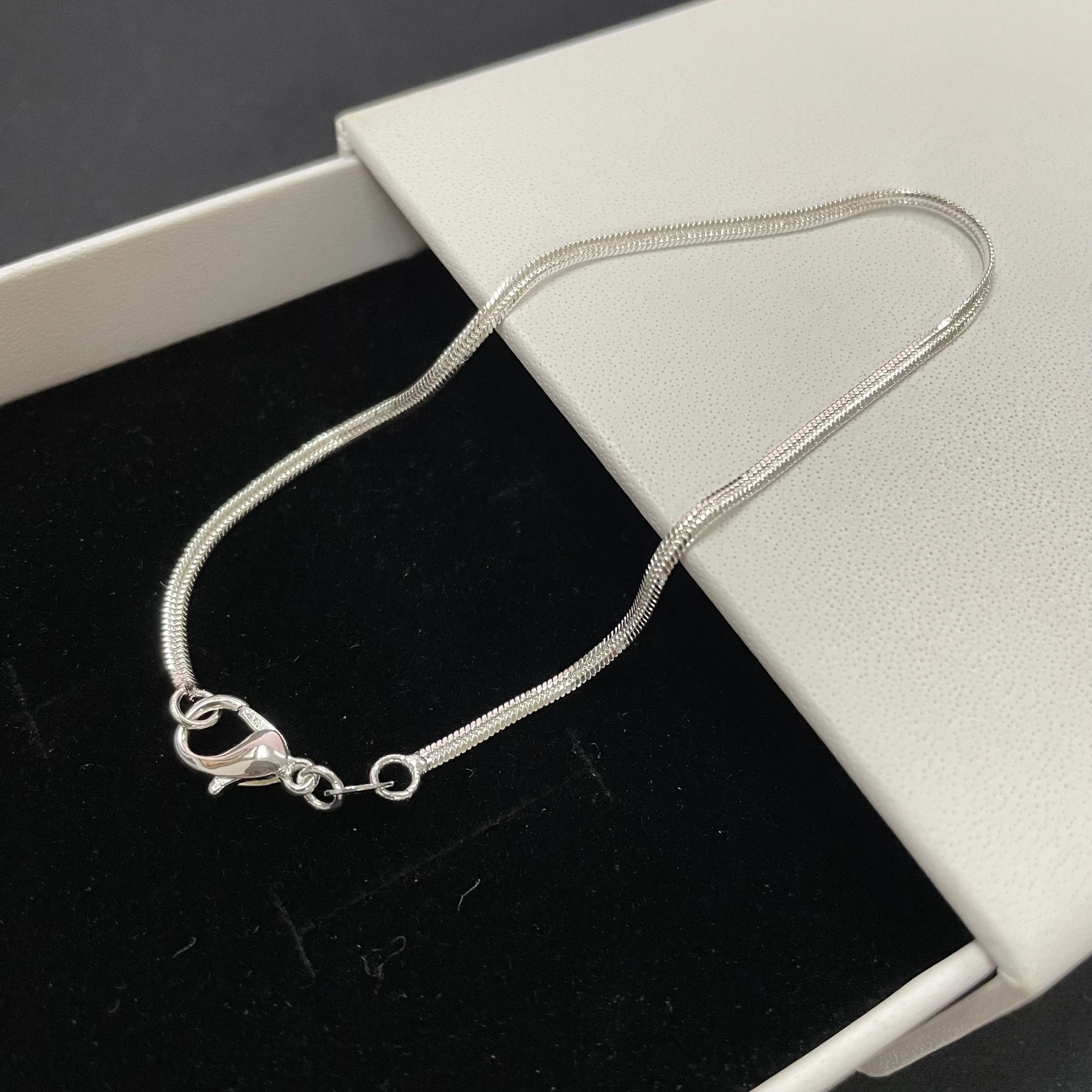 Браслет женский и мужской из серебра 925 пробы 2 мм 20 см
