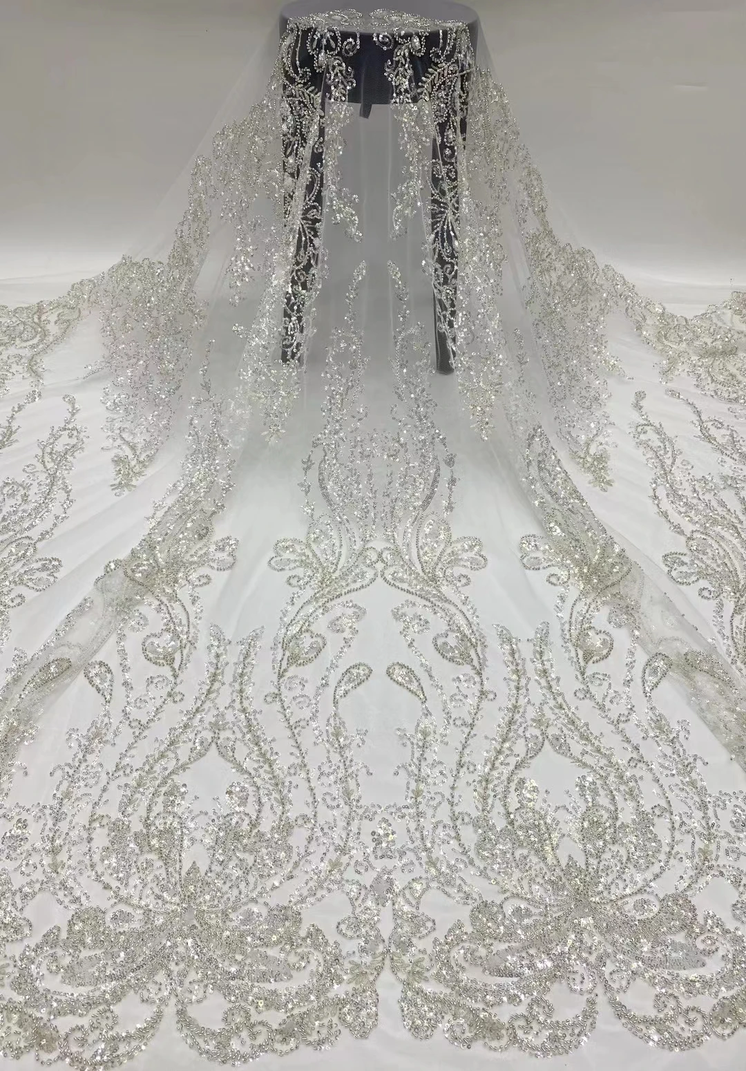 

ST70502 Hot Sale Africa Lace Fabric High Quality Handmade Beads Net Lace with Sequins in Party wedding Dress