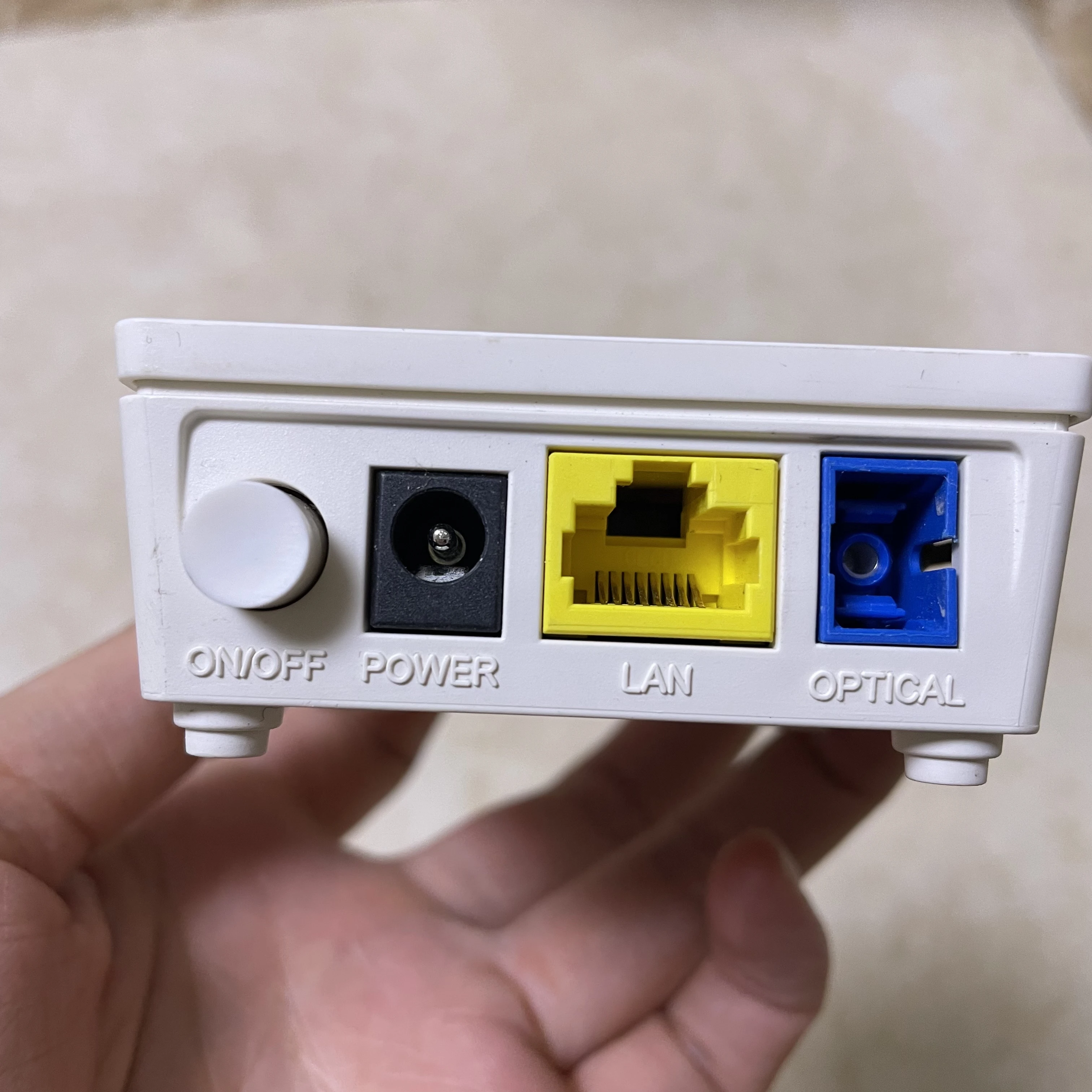 Cena 10 Sztuk Nowy ONU XPON Gpon Epon Ont FTTH Fiberhome Modem HG8310m EPON GPON APC Hybrydowy Darmowa Wysyłka Najtaniej 10 Sztuk Nowy ONU XPON Gpon Epon Ont FTTH Fiberhome Modem HG8310m EPON GPON APC Hybrydowy Darmowa Wysyłka