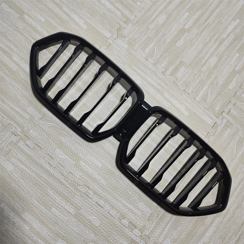 Передний бампер однолинейная решетка для BMW X6 G06 M50i M50d X6M F96 2019-2023 глянцевая черная