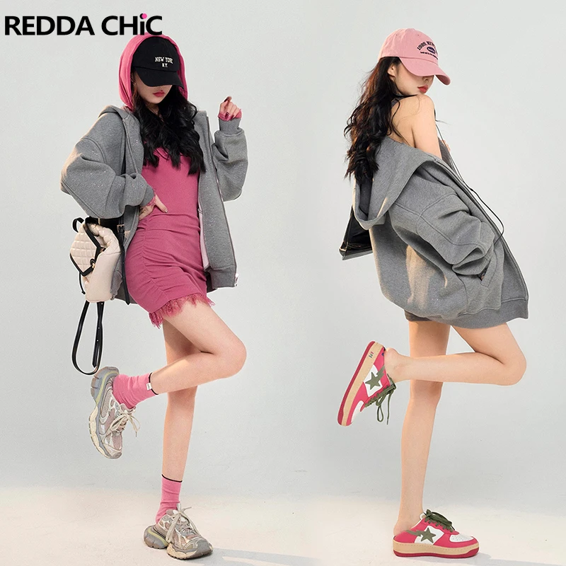 Свитшот женский с капюшоном и флисовой подкладкой серого цвета