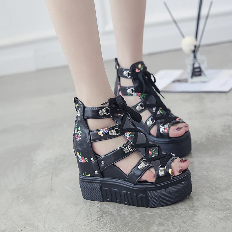 

Женские босоножки из ПУ кожи, однотонные сандалии на платформе, на молнии, повседневные, для улицы, большие размеры 35-42, лето 2022