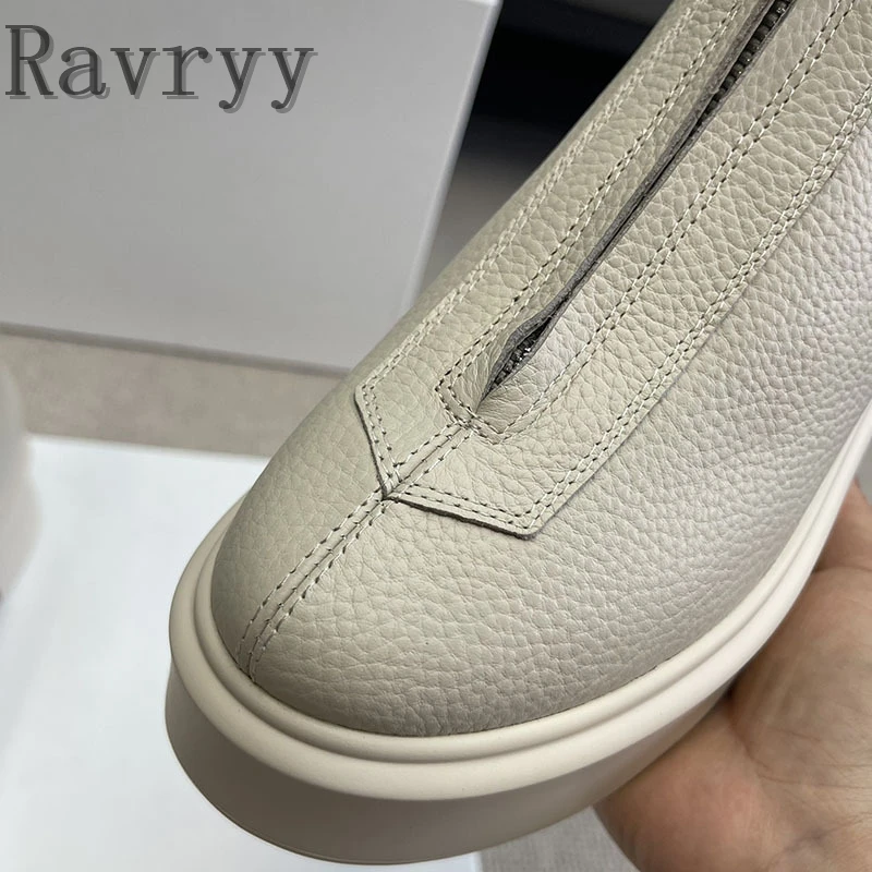 Ботинки женские короткие из натуральной кожи на молнии спереди с круглым носком