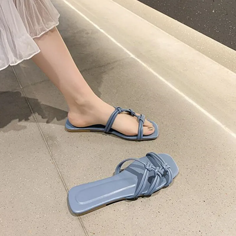 Women Slippers Sexy Flats Heel Outdoor Slides Women Summer Shoes Sandals Female Square Toe Slipper Designer Slippers Size 42