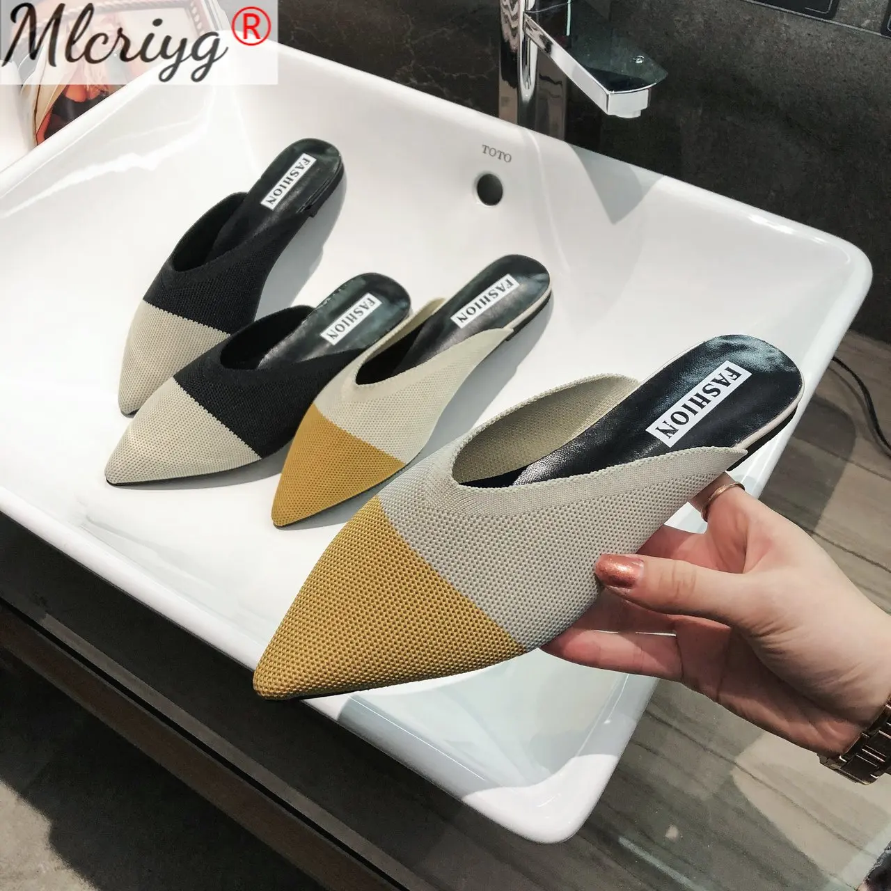 

Fashion Women Flat Loafers Shoe Pointed Toe Flats Shoes Comfortable Lady Casual Flat Shoes Women Shoes Size 35-43 Tenis De Mujer