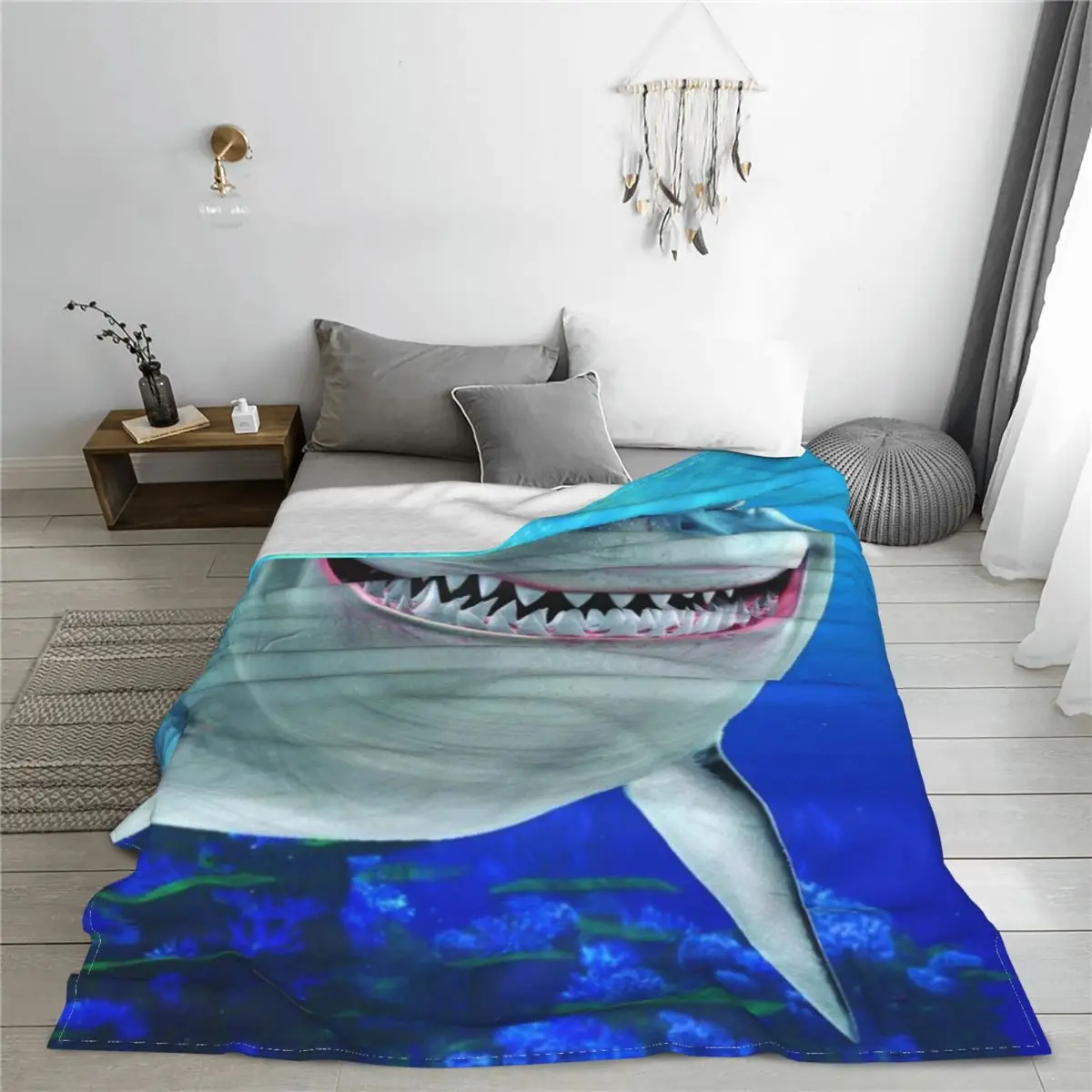 

Фланелевое Флисовое одеяло в виде акулы, легкий удобный плед для кровати, спальни, гостиной, дивана