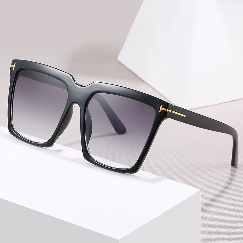 

Солнцезащитные очки в ретро стиле женские, квадратные брендовые дизайнерские солнечные очки с большой оправой, с градиентом, в винтажном стиле, 2022