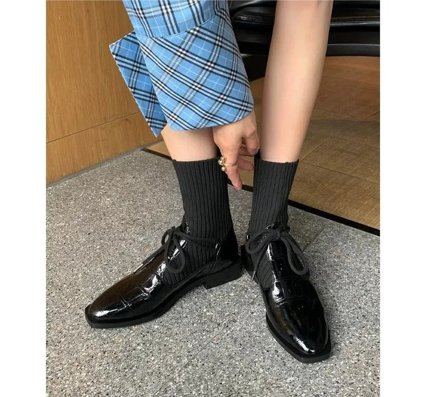 Японские Ретро ботильоны из лакированной кожи женские эластичные ботинки