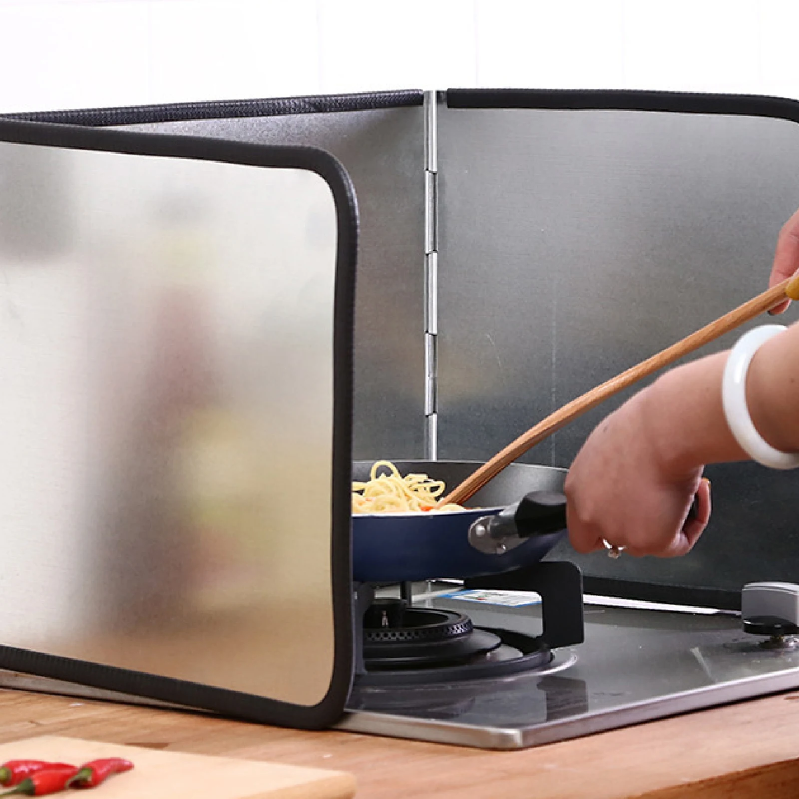 

Anti Splatter Sheet Guard for Cooking Frying Oil Splash Guard Grease Splatter Screen