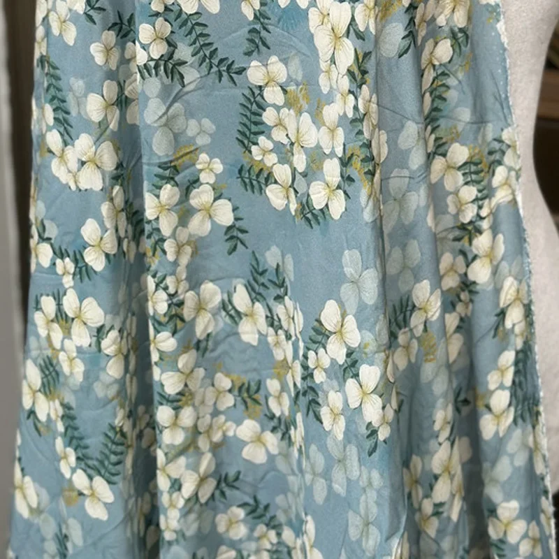 

1 метр 100% шелк тутового шелкопряда 14 momme креп шелк синий цветочный принт 136 см 53 дюйма в ширину двор JJ584