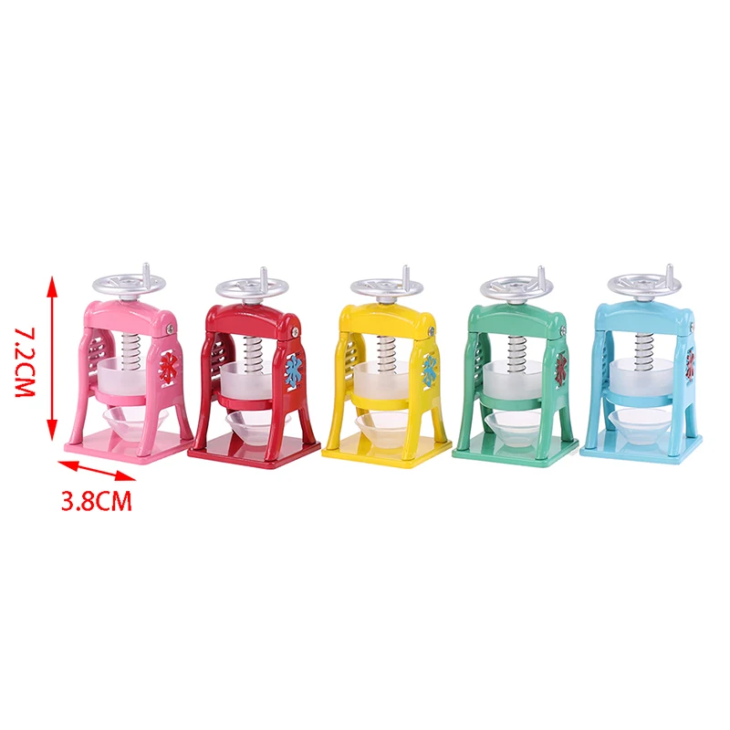 

1PC 1:12 Dollhouse Miniautre Metal Ice Planer Mini Ice Crusher Modle Toys Kitchen Furniture Doll House Decoration Accessories