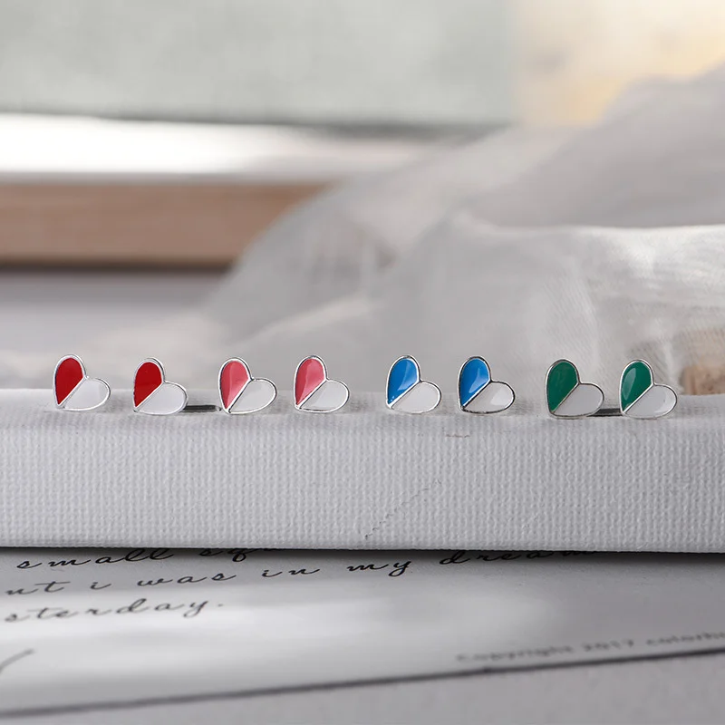 Модные посеребренные серьги-гвоздики в форме сердца для женщин и девушек