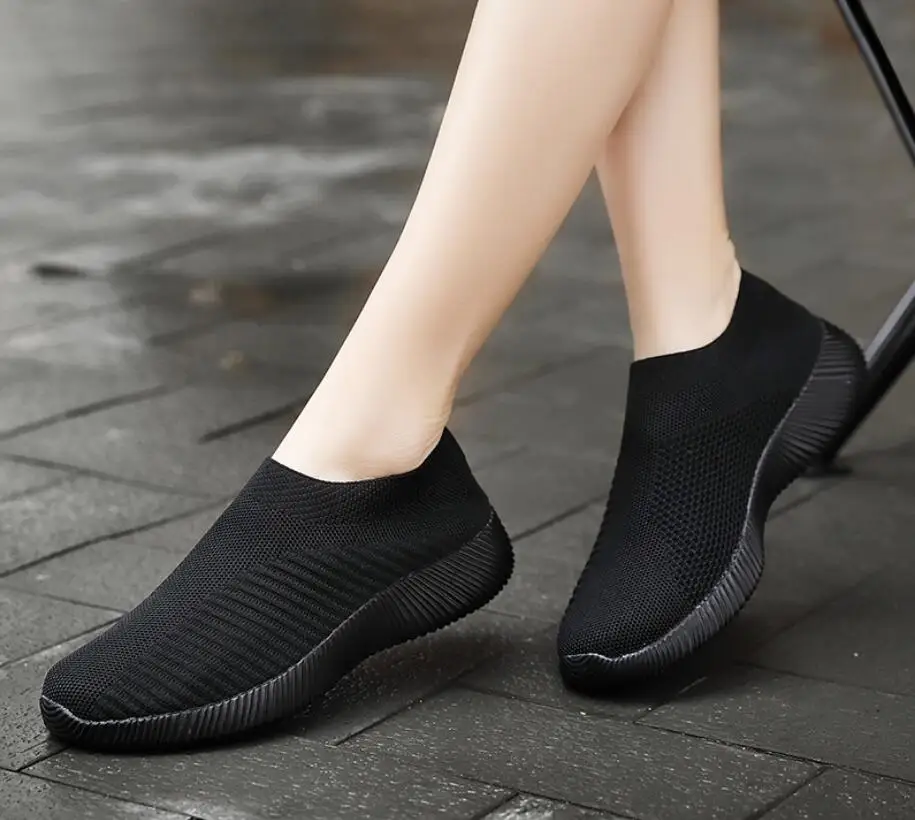 New Net cloth Women Sneakers Mesh Breathable Socks comfortable  Low-top breathable Loafers light Shoes Women Flats Shoes Large