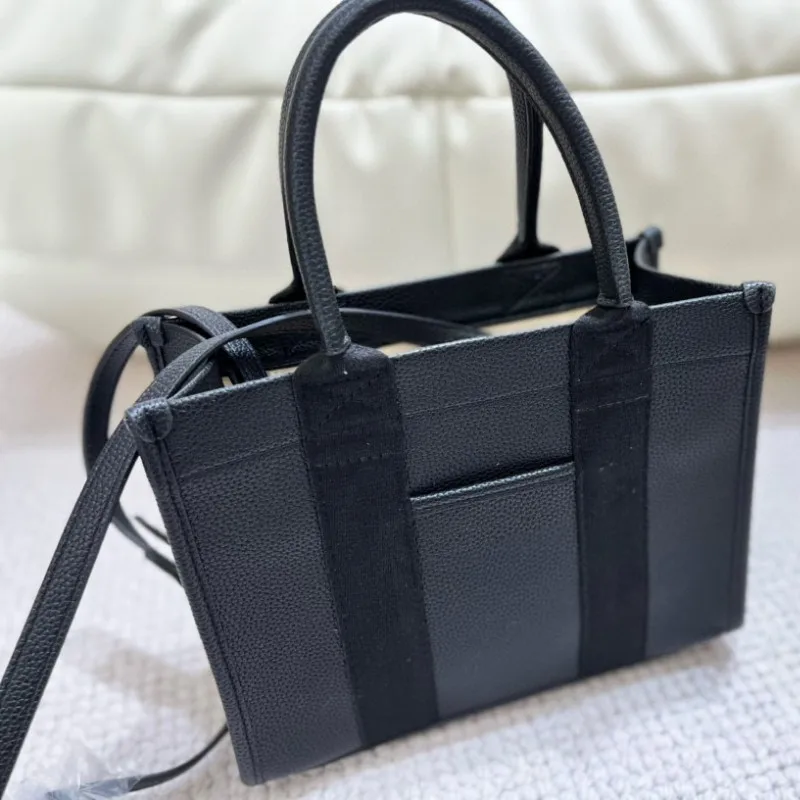 

Роскошная дизайнерская женская сумка-тоут, Модный мессенджер из натуральной кожи на ремне, маленькая вместительная простая однотонная Сумочка для женщин