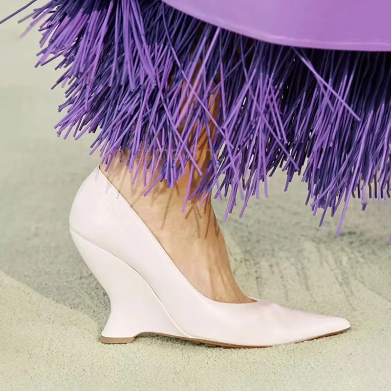 2023 Spring New Black Strange Style Women Pumps Pointed Toe Female Retro French High Heels Shallow Single Shoes Female All Match